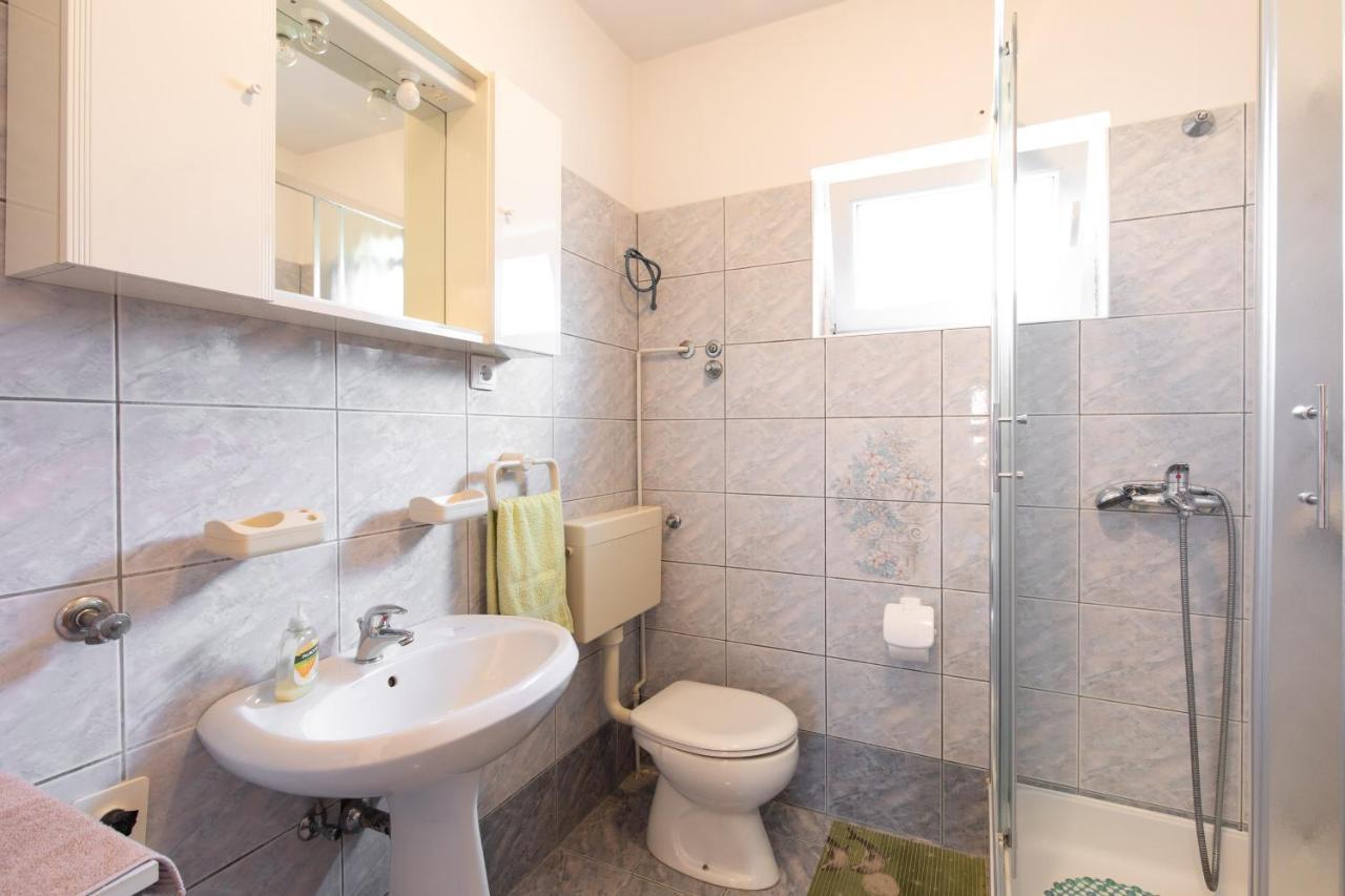 2-Bedroom Krk Apartment - Near Krk Beaches & Town! Krk Town Buitenkant foto
