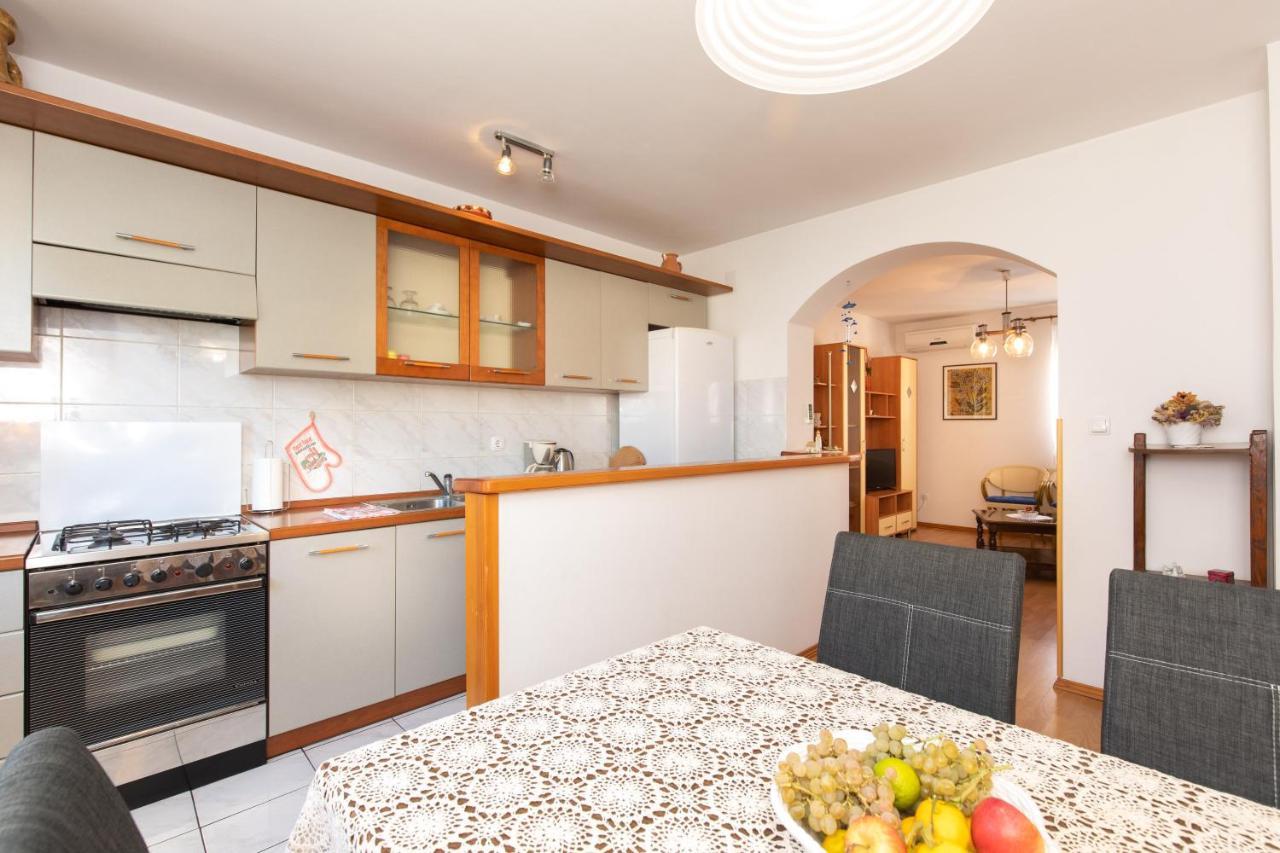 2-Bedroom Krk Apartment - Near Krk Beaches & Town! Krk Town Buitenkant foto